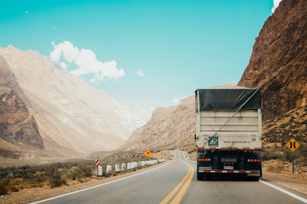 Full Sourcing & Logistics